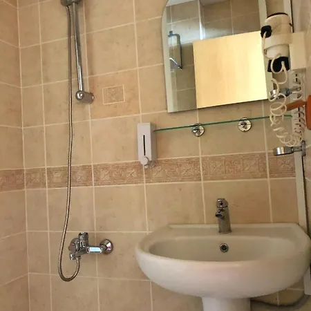 Armoni Hotel